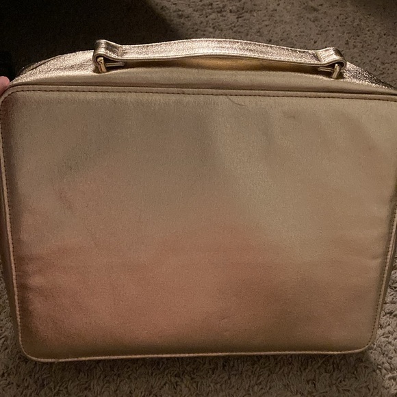 ⭐️Lancome overnight cosmetic bag - Picture 2 of 9